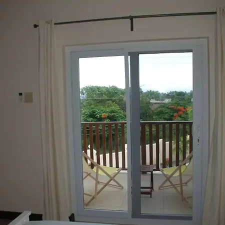 Nianna Coral Bay Deluxe Townhouse 1