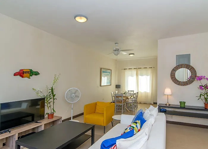 Nianna Coral Bay Deluxe Townhouse 1 Montego Bay