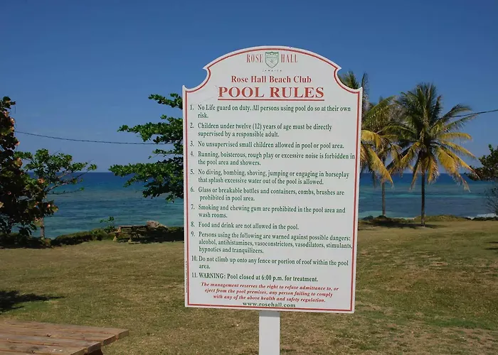 Nianna Coral Bay Deluxe Townhouse 1 *