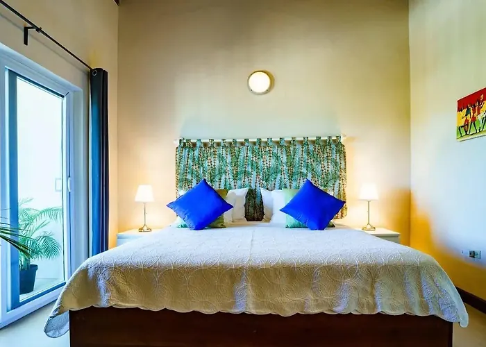Nianna Coral Bay Deluxe Townhouse 1 *