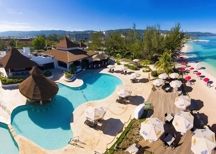 Nianna Coral Bay Deluxe Townhouse 1 *